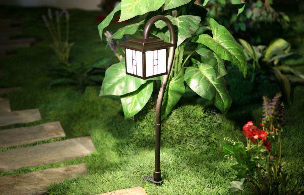おしゃれで明るい12Vライト:BERKLEY ガーデンライト  / エクステリアライトSHOP